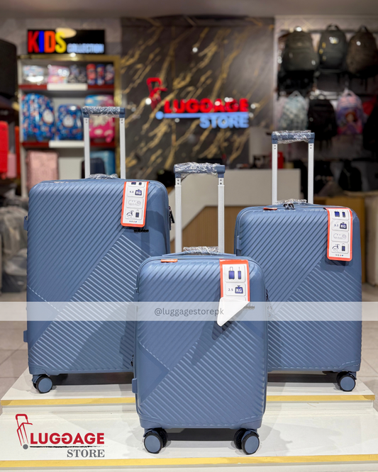 US Polo Luggage - Lightweight Polypropylene Travel Suitcase with 360° Wheels